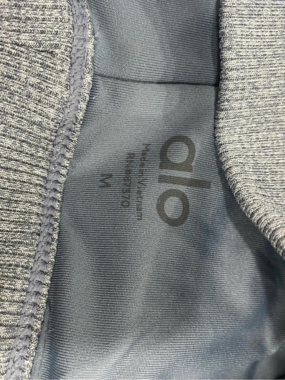 ALO Yoga heather gray